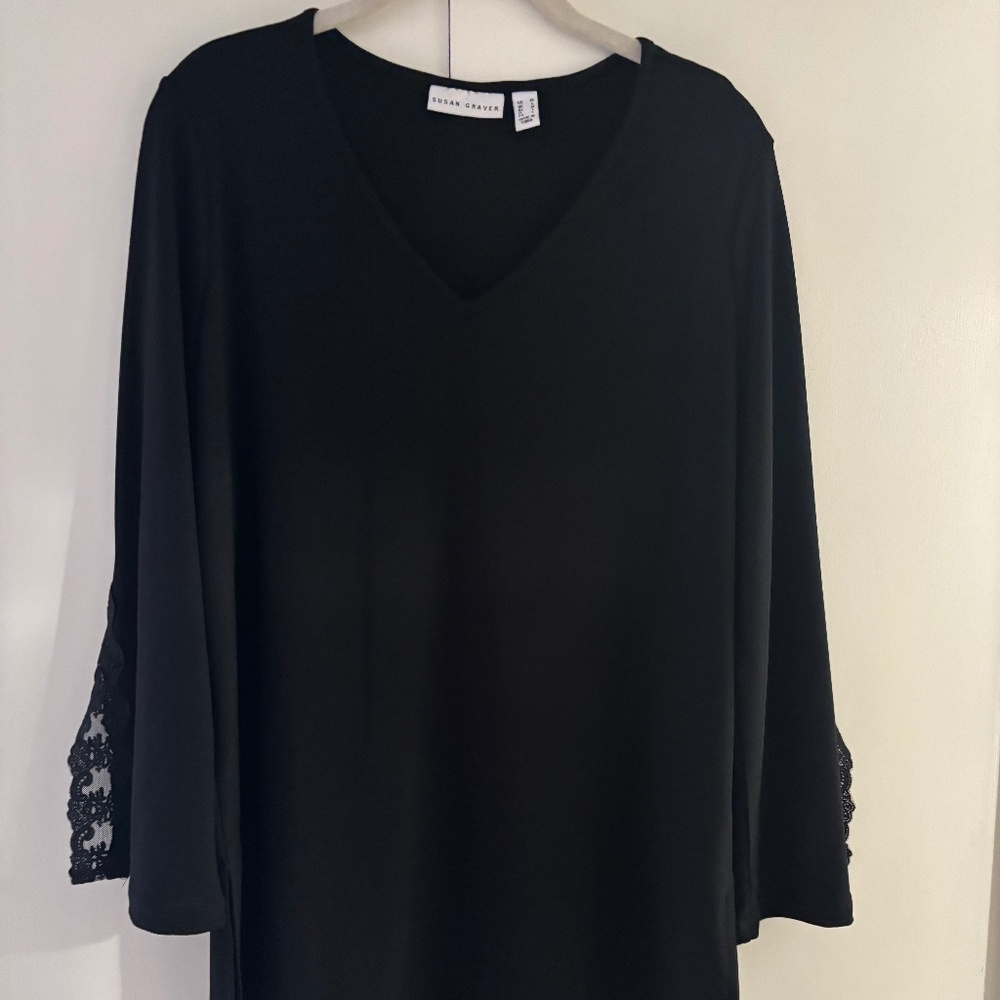 SUSAN GRAVER TUNIC